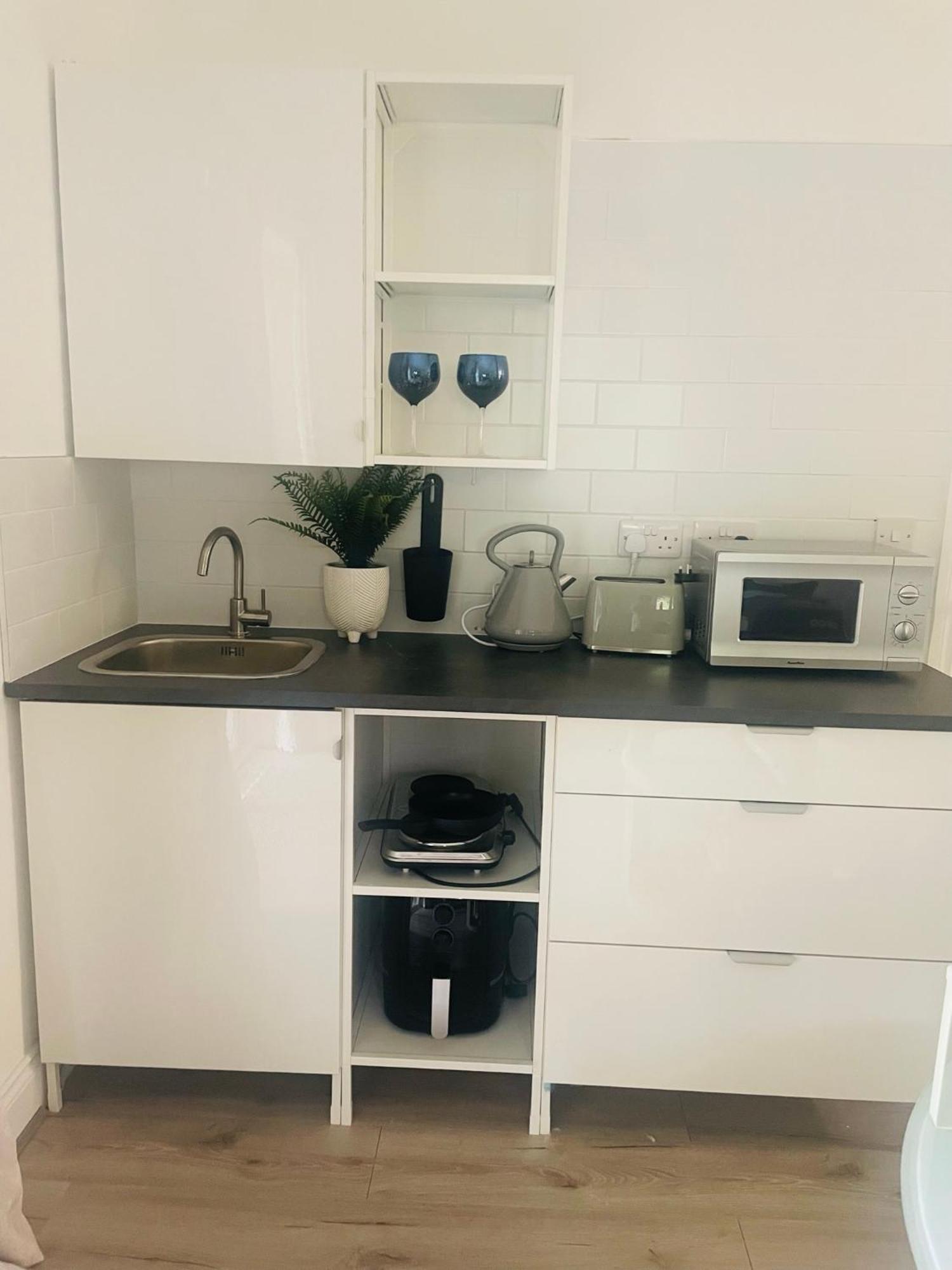 Basement Studio Apartment Ballina  Kültér fotó