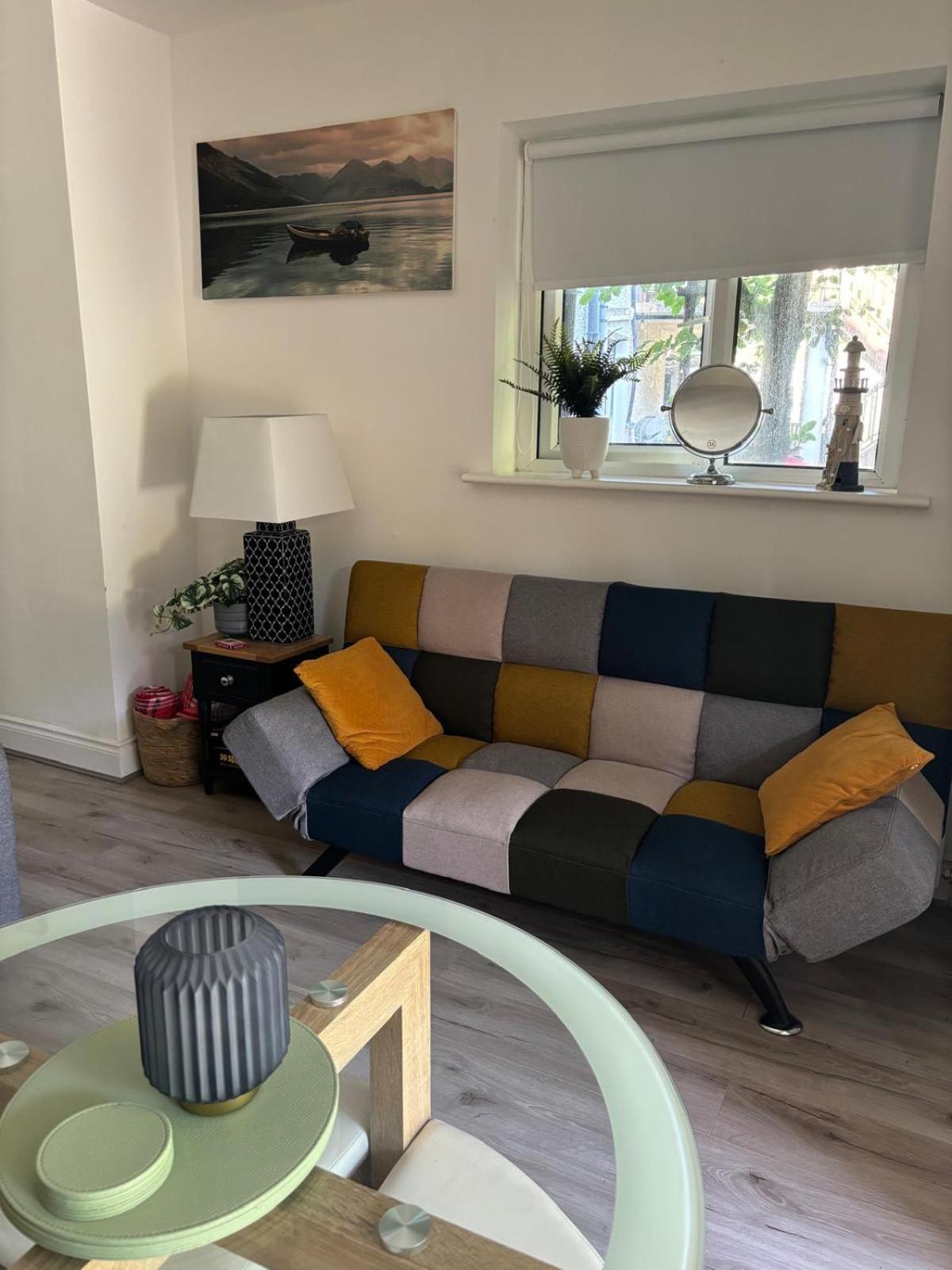 Basement Studio Apartment Ballina  Kültér fotó