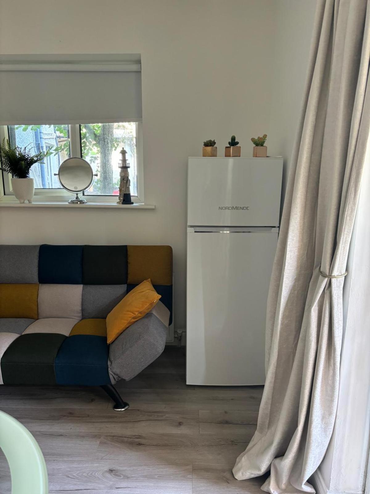 Basement Studio Apartment Ballina  Kültér fotó